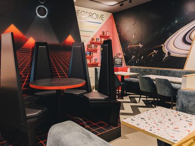 Space Burger -Düsseldorf, Germania (design: SpaceBurger)