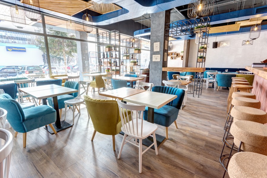2-combinatii-piese-mobilier-diferite-horeca